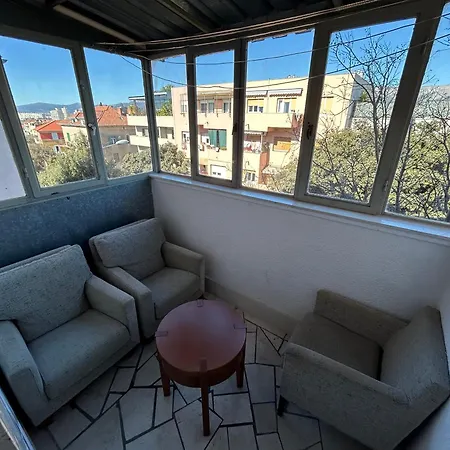 Bella Vista Split